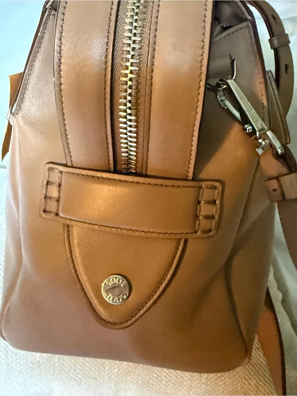NWT TOD’S Leather D Handbag in camel color (please see all pictures for details)